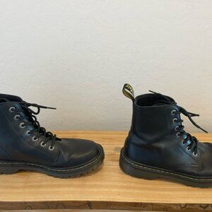 Dr. Martens 1460 Smooth Leather Boots – Black – Men’s Size 10 (US)